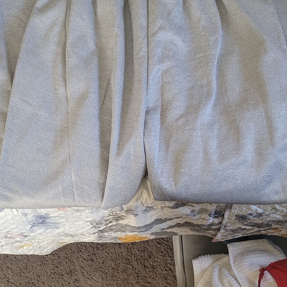 Sweatpants - Picture 2 of 3